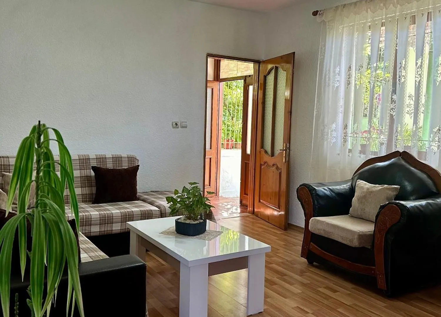 Jea House Apartment Pogradec